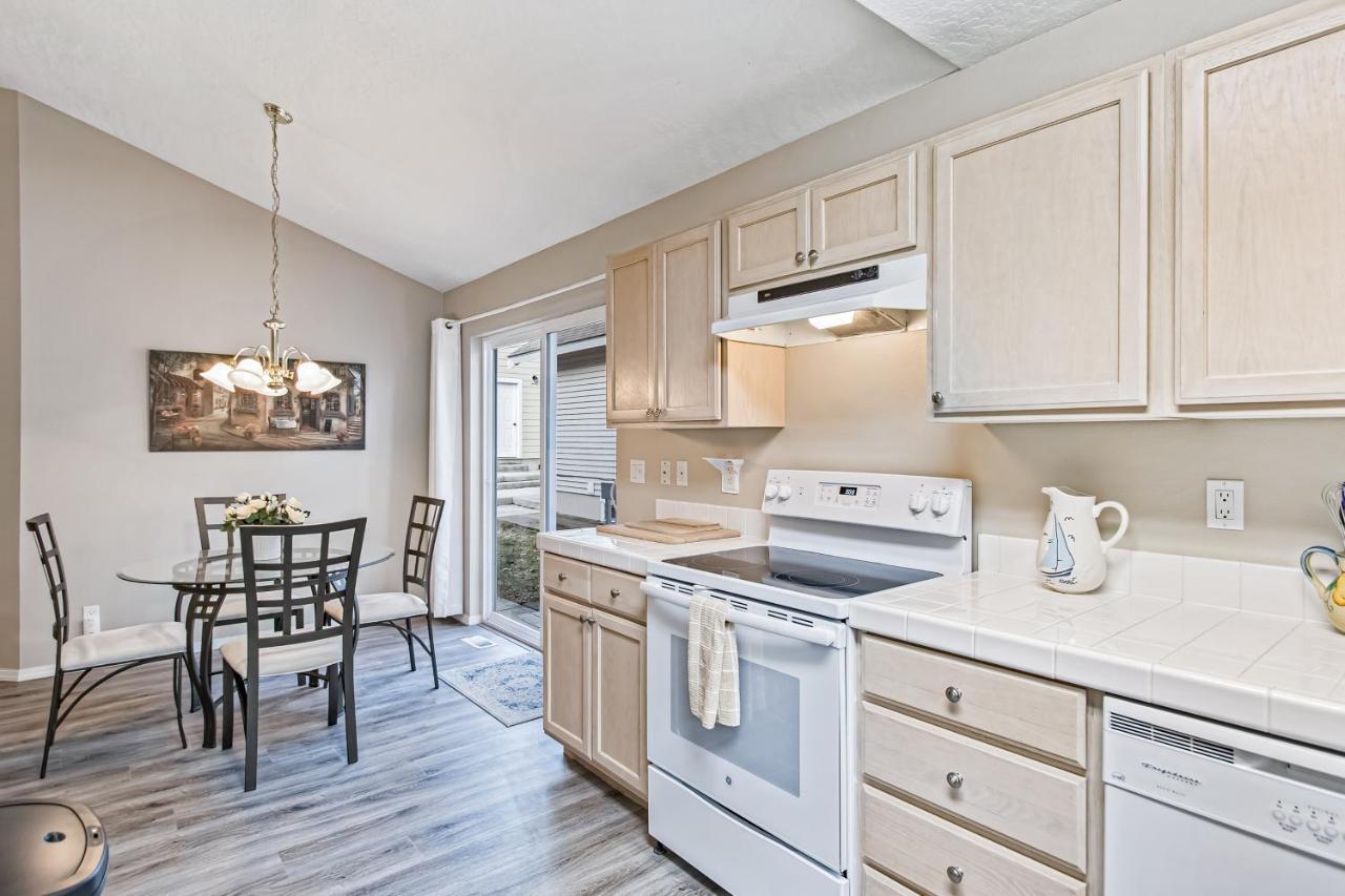Pine Ave Delight Villa Coeur d'Alene Exterior photo