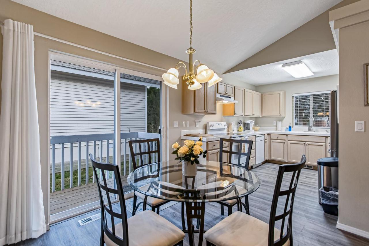 Pine Ave Delight Villa Coeur d'Alene Exterior photo